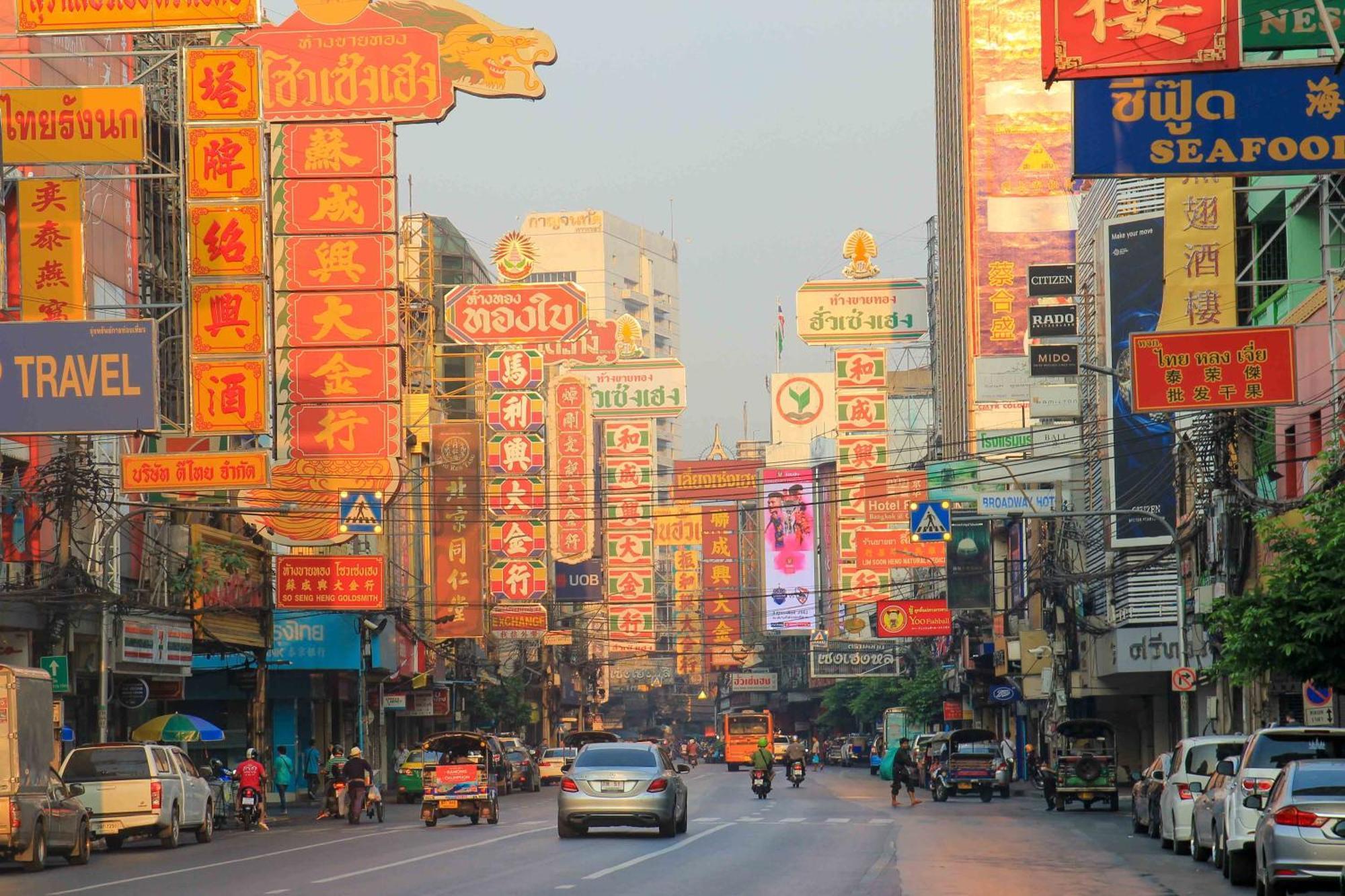 Hidden Dragon Yaowarat Road X Appartement Bangkok Buitenkant foto