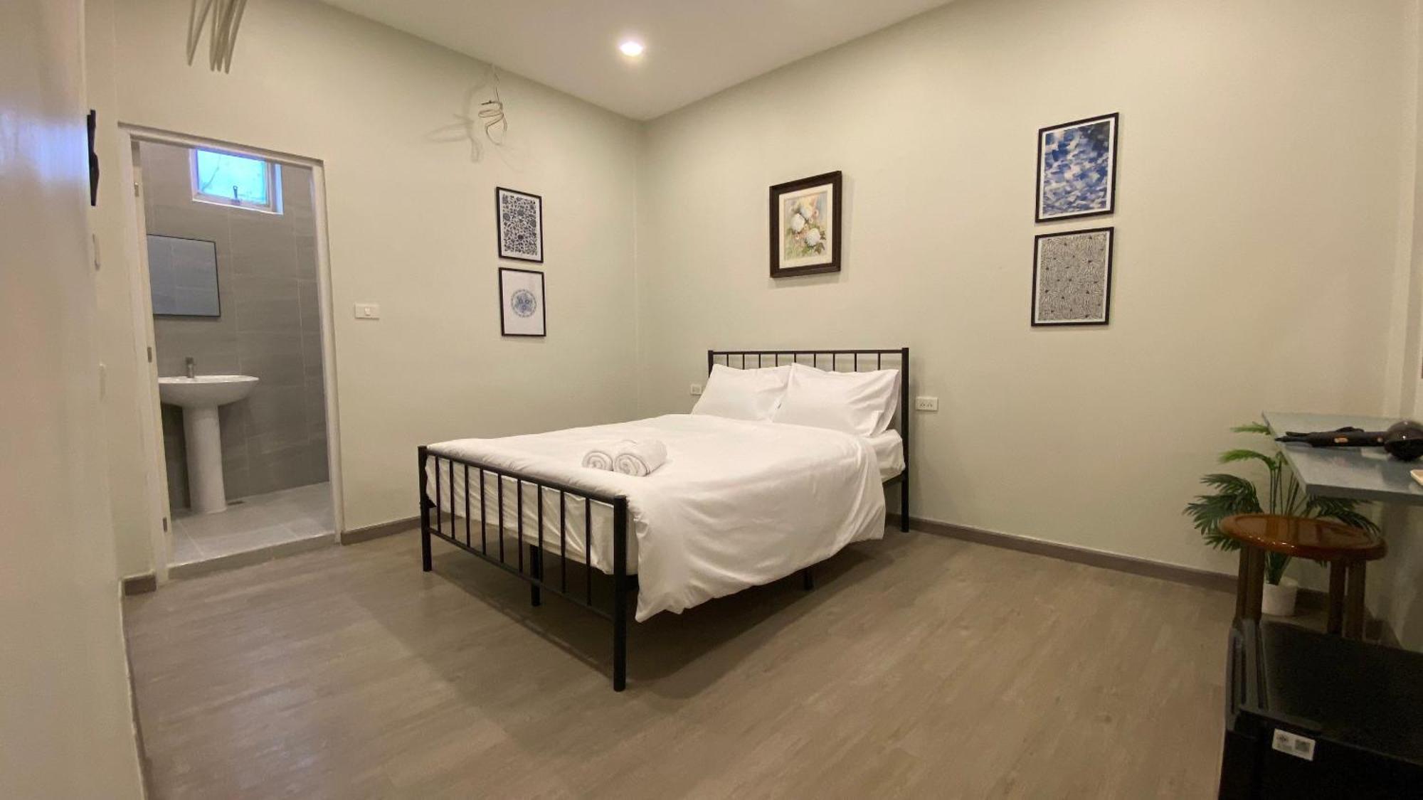 Hidden Dragon Yaowarat Road X Appartement Bangkok Buitenkant foto
