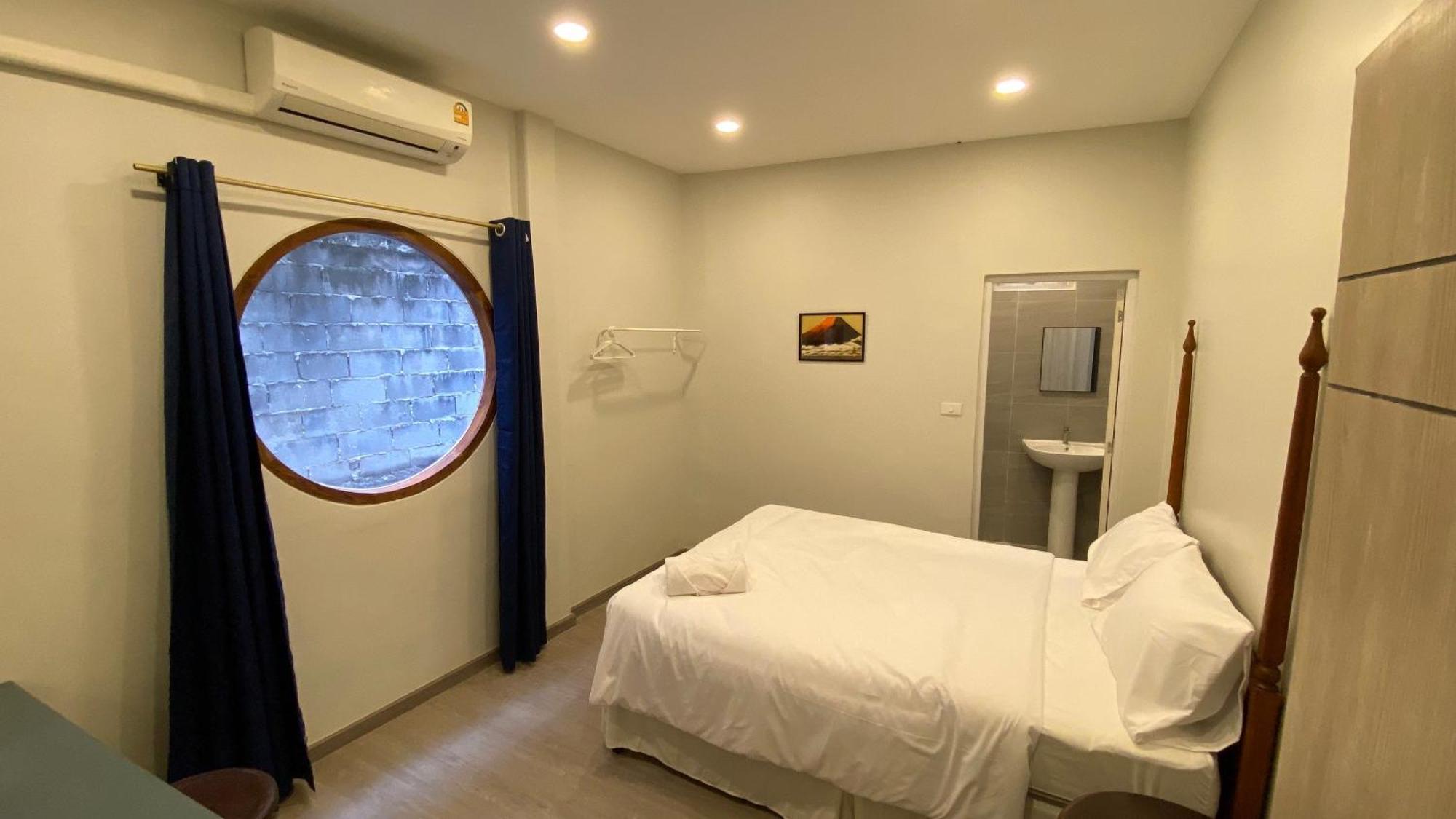 Hidden Dragon Yaowarat Road X Appartement Bangkok Buitenkant foto